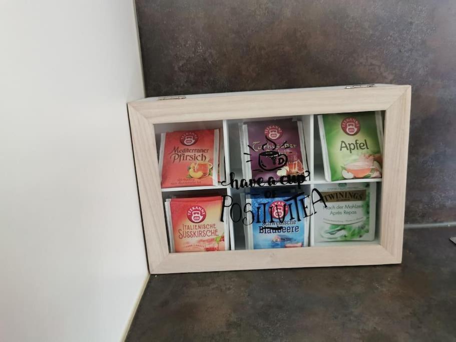 Schones Kleines Studio Mit Sitzplatz, Mitten Im Prattigau Jenaz Exteriör bild